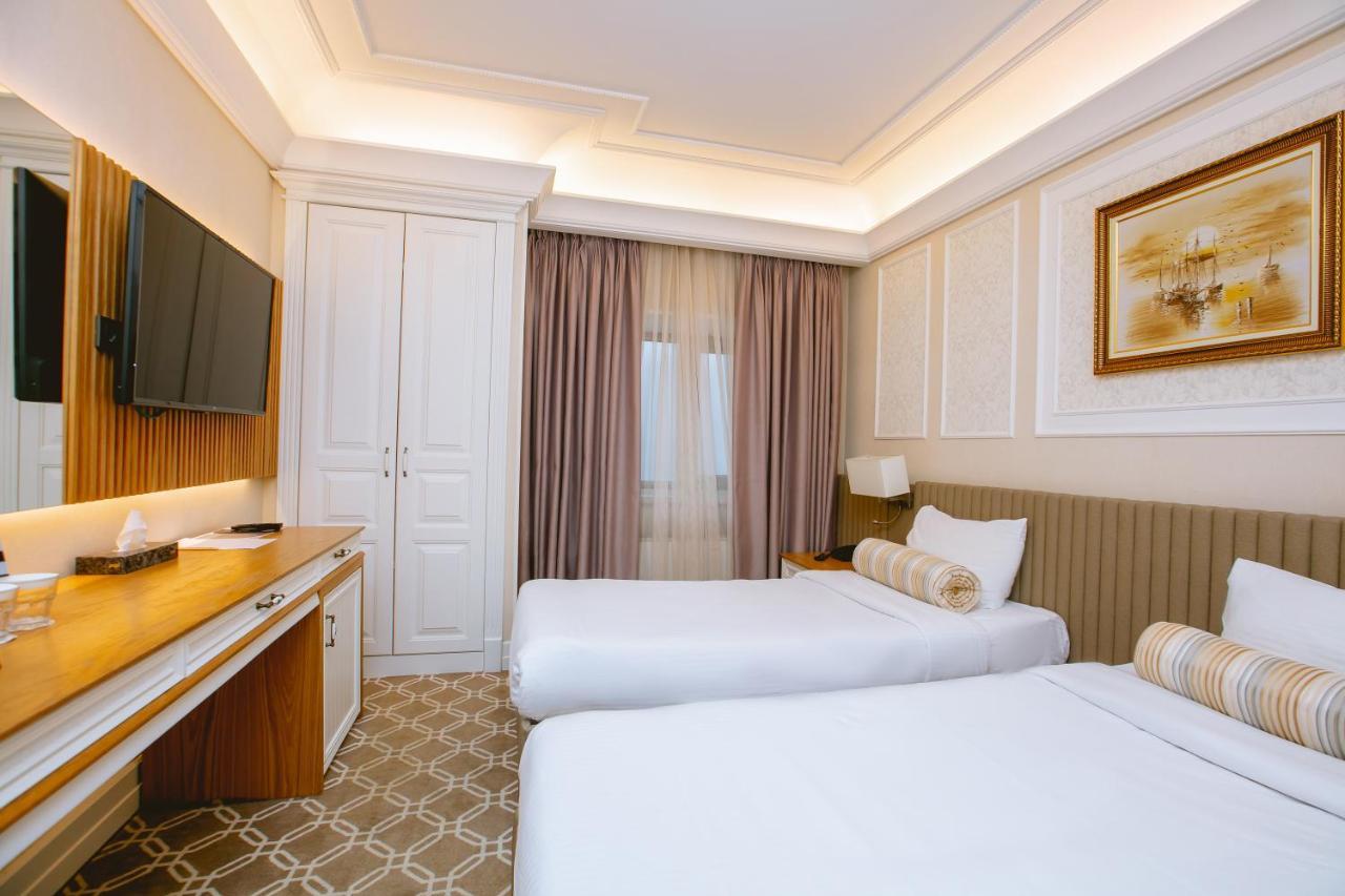 Theatrum Hotel Baku Eksteriør billede